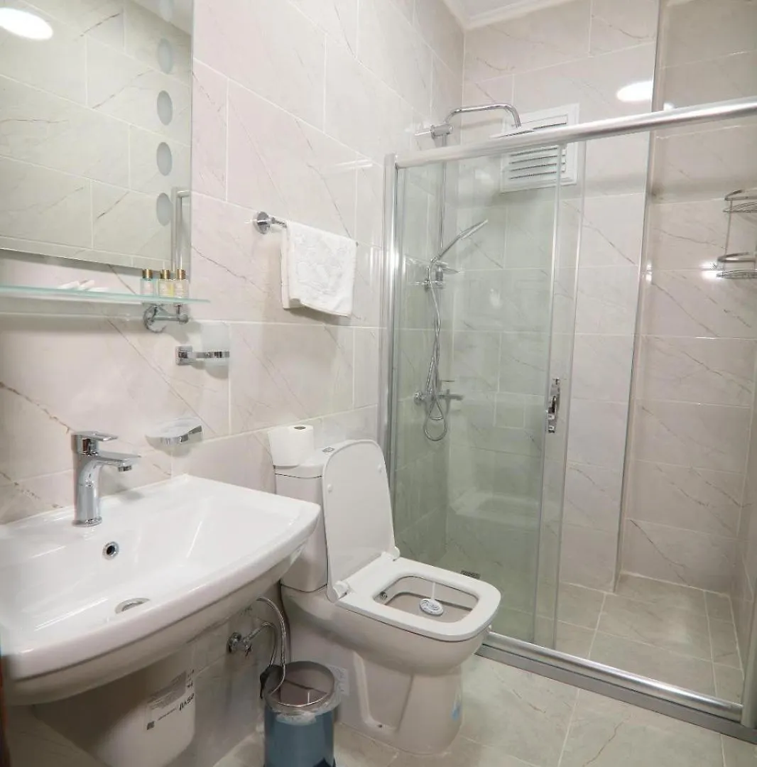 Guer Royal Suit Aparts Κωνσταντινούπολη 3*,